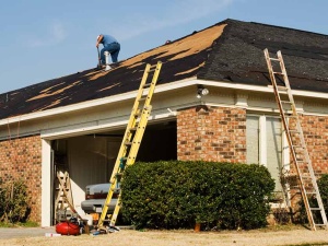 5 Times It’s Better to Replace than Repair Your Roof